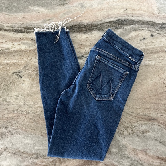 Mother Looker Ankle Fray - Picture 7 of 13